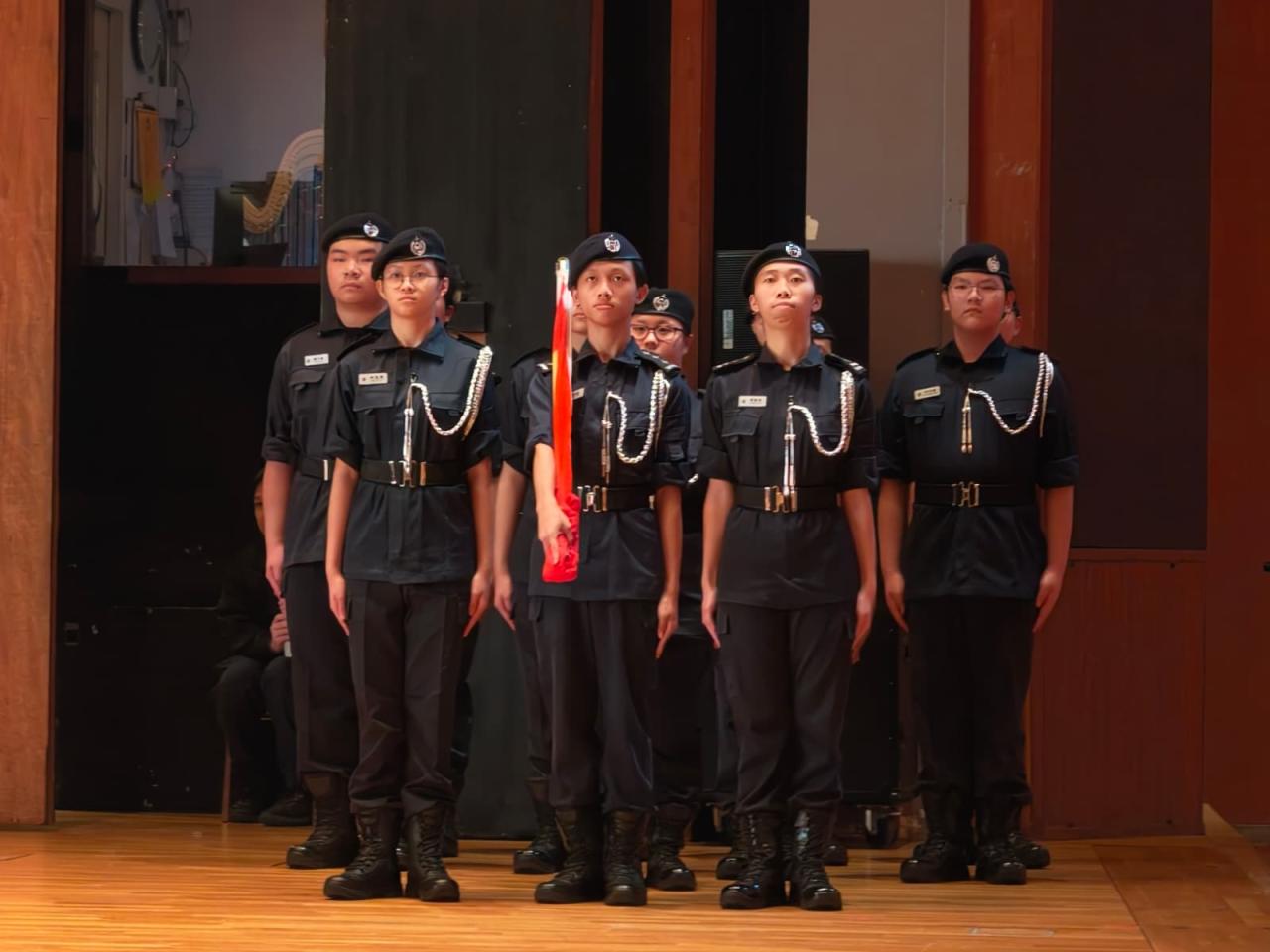 擔任儀仗隊的懲教先鋒隊員